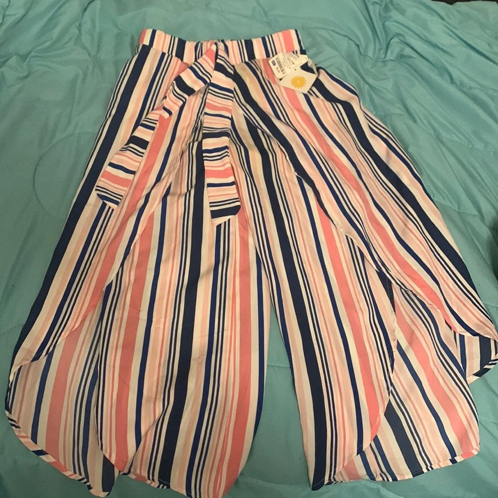 size:12 - Picture 1 of 3